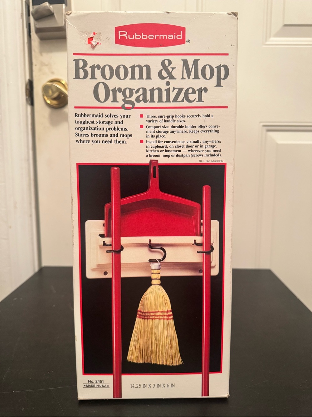 Rubbermaid Broom And Mop Organizer Wall Mount # 2451 USA 1988 Almond Vintage NEW